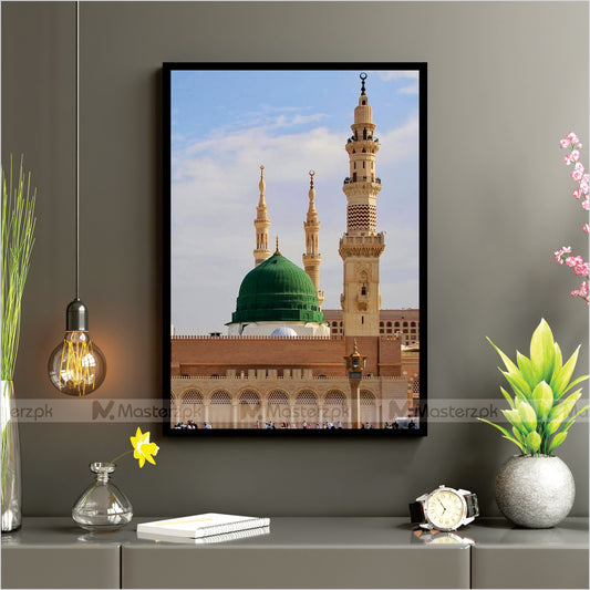 Madina Shareef Framaéstro