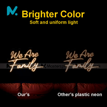 We Are Family| Living Room Neonstró